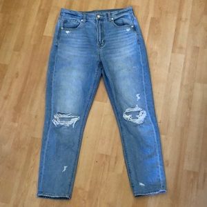 American Eagle Mom Jeans